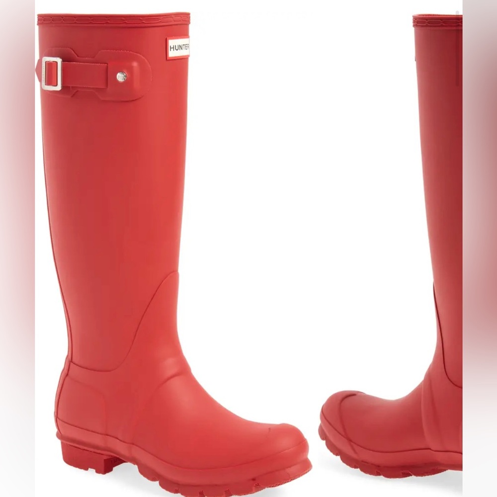Hunter Tall Women’s Rain Boots